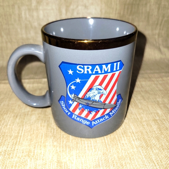 SRAM II - Cup Mug Short Range Missile USAF - Picture 1 of 3